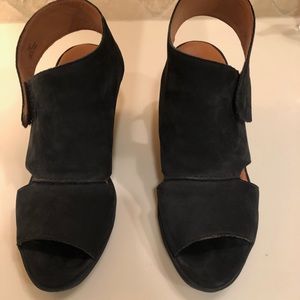 L’Amour Black Wedge